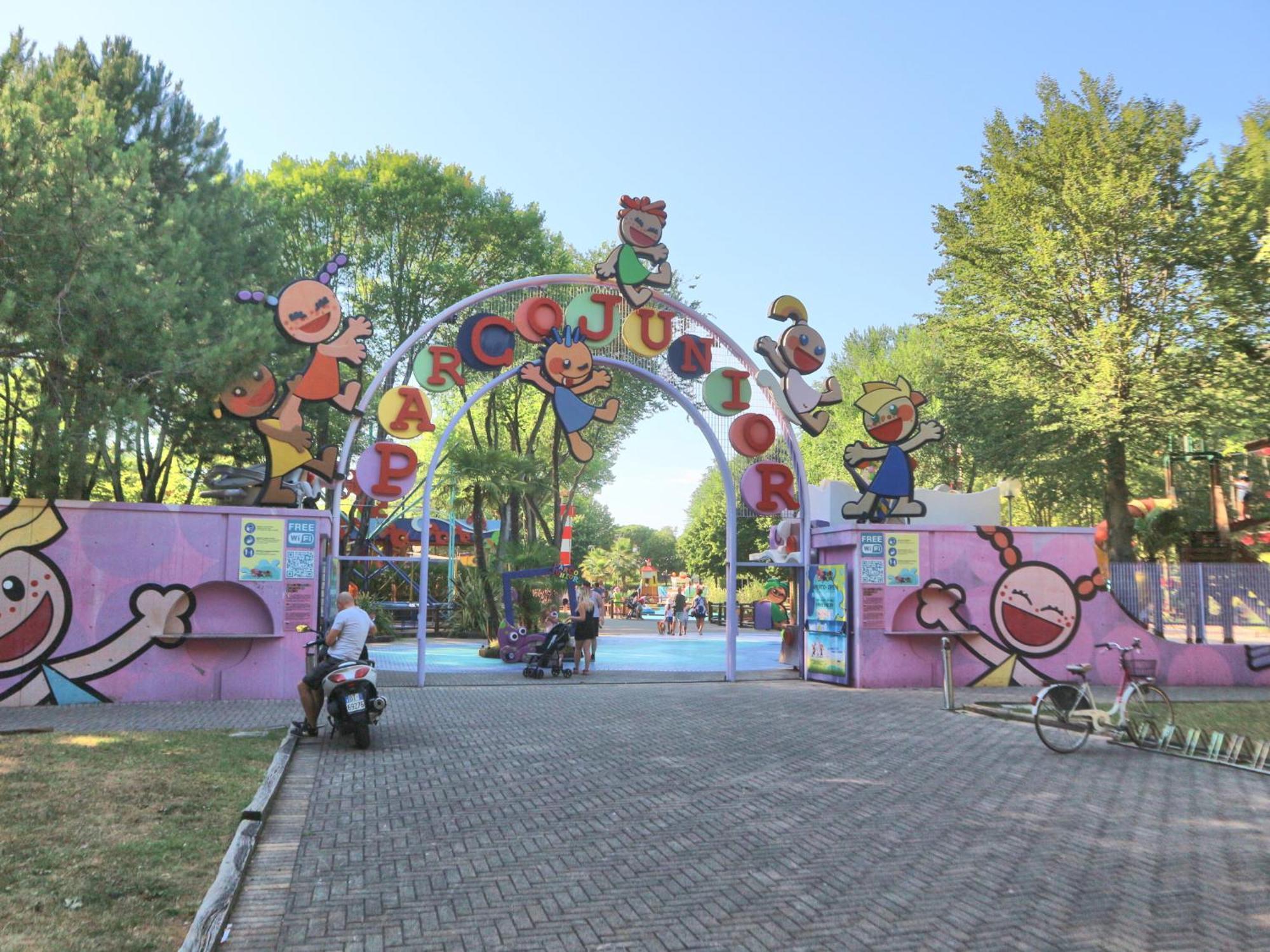 Salisburgo Apartment Lignano Sabbiadoro Luaran gambar